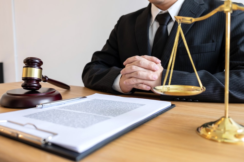 Visites et saisies domiciliaires: comprendre vos droits et responsabilités