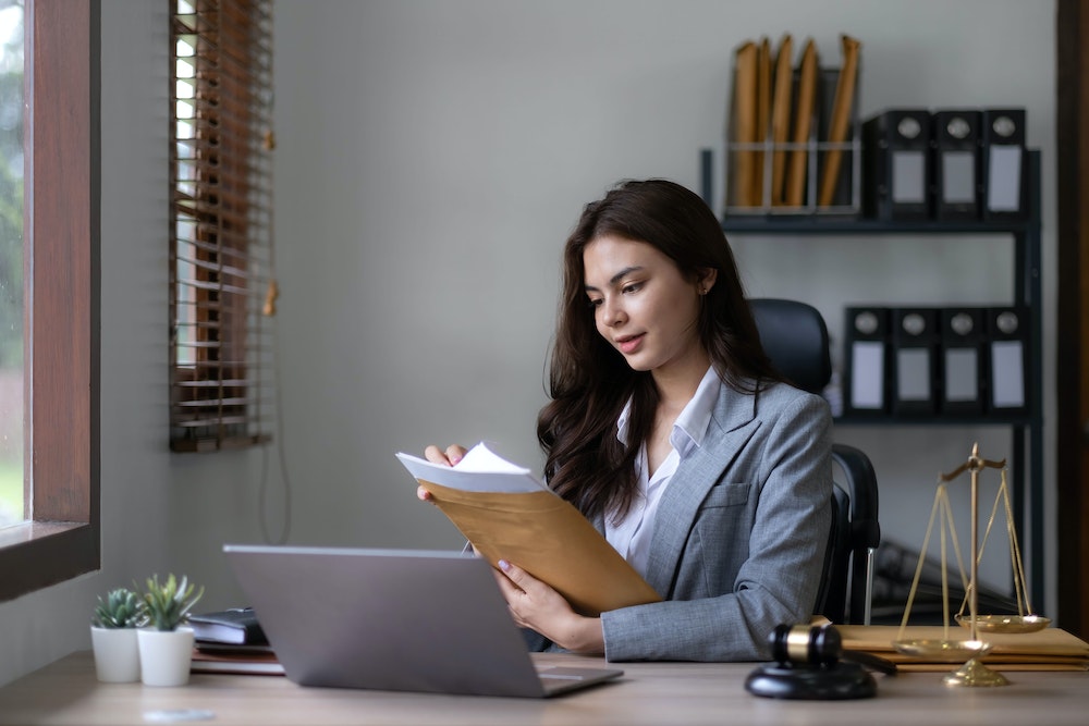Lettre de mise en demeure : un outil juridique efficace pour protéger vos intérêts