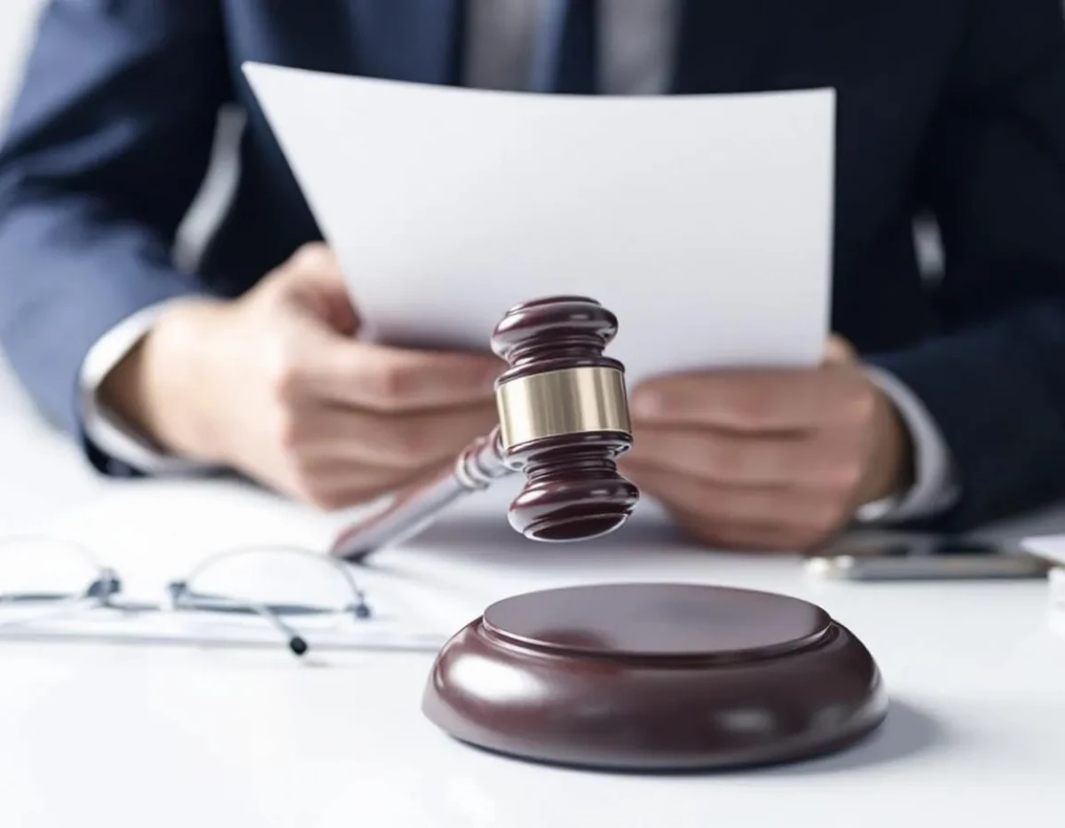 Processus d'annonce légale pour la liquidation d'une EURL : Guide complet pour entrepreneurs et professionnels