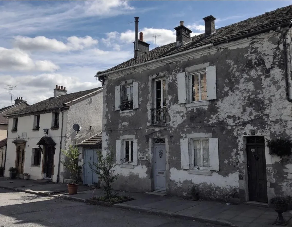 Débarras de maison : Cadre juridique, obligations contractuelles et évolution jurisprudentielle